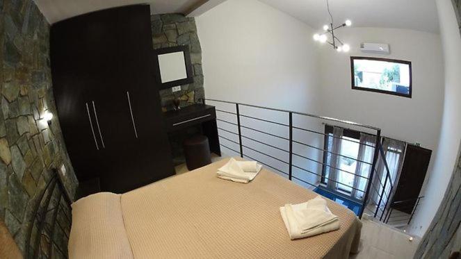 Stone Suites Pefkochori Exterior photo