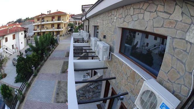 Stone Suites Pefkochori Exterior photo