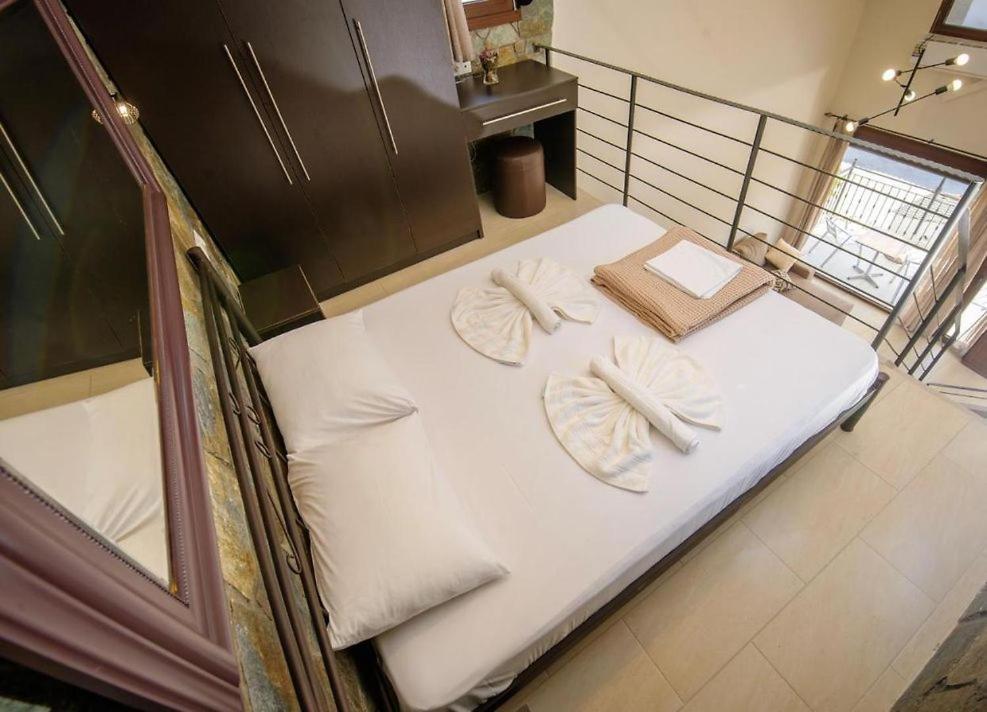 Stone Suites Pefkochori Exterior photo